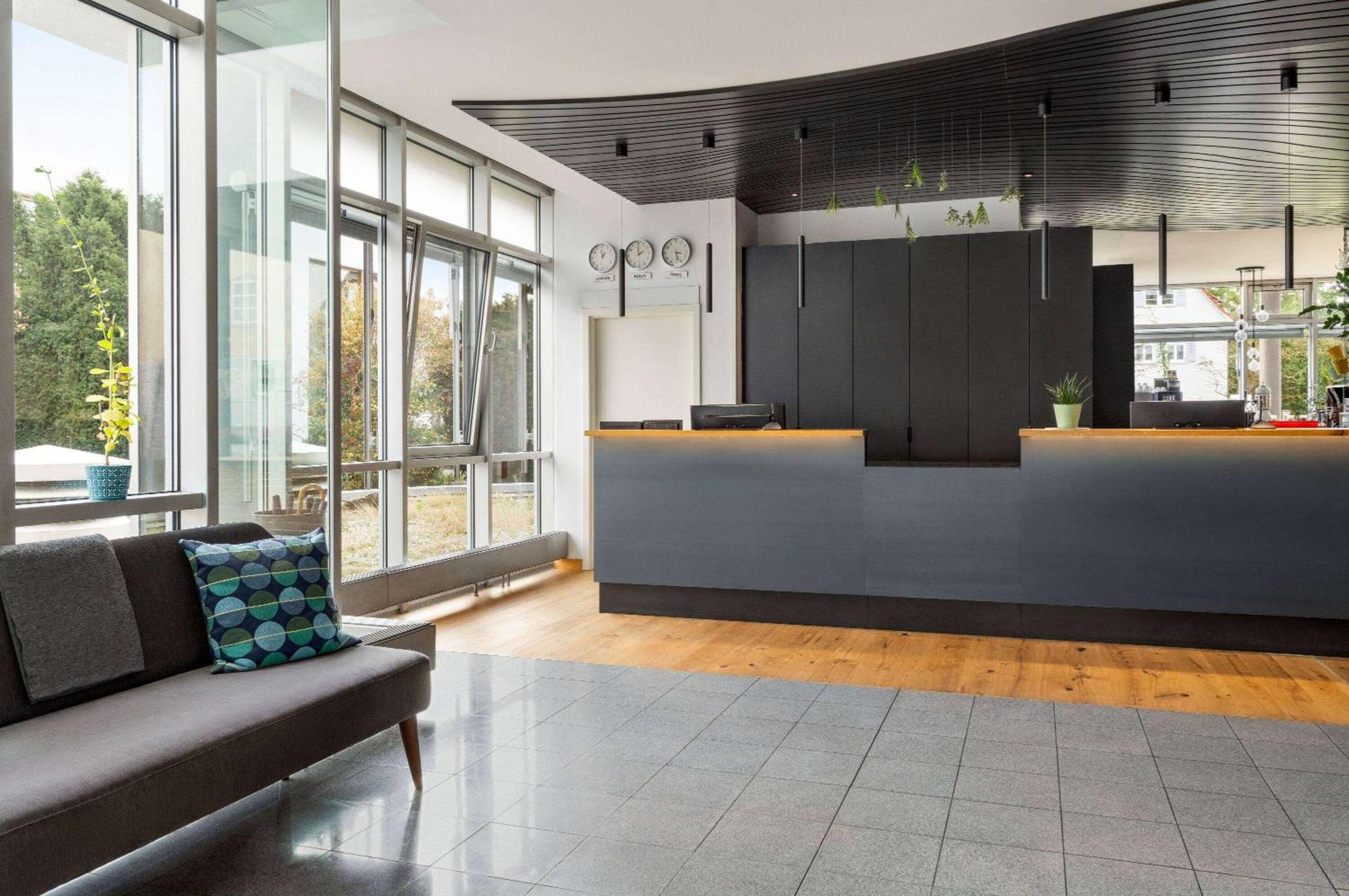 Vienna House Easy By Wyndham Guenzburg Hotel Kültér fotó